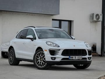 2017 Porsche Macan S